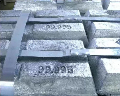 %99,95 Parlak Yüzeyli Çinko Külçeler Beyaz Metal