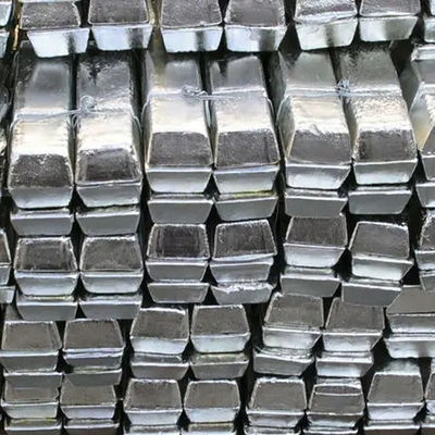 6063 99.7% 99.8% 99.9% 99.98% Saf Alüminyum Ingot Endüstriyel A7 A8 A9 ABC12 Çinko